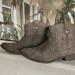Ankle Boots Western Grey 8.5